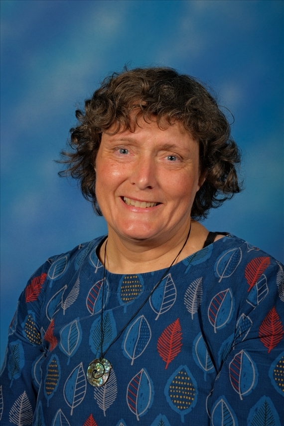 Ms Carol Bamford
