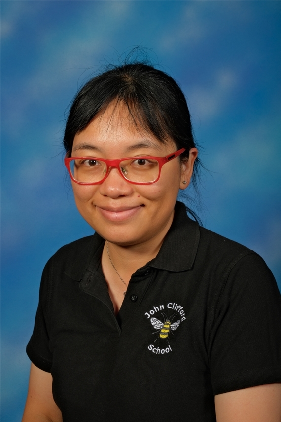 Ms Carrey Pang