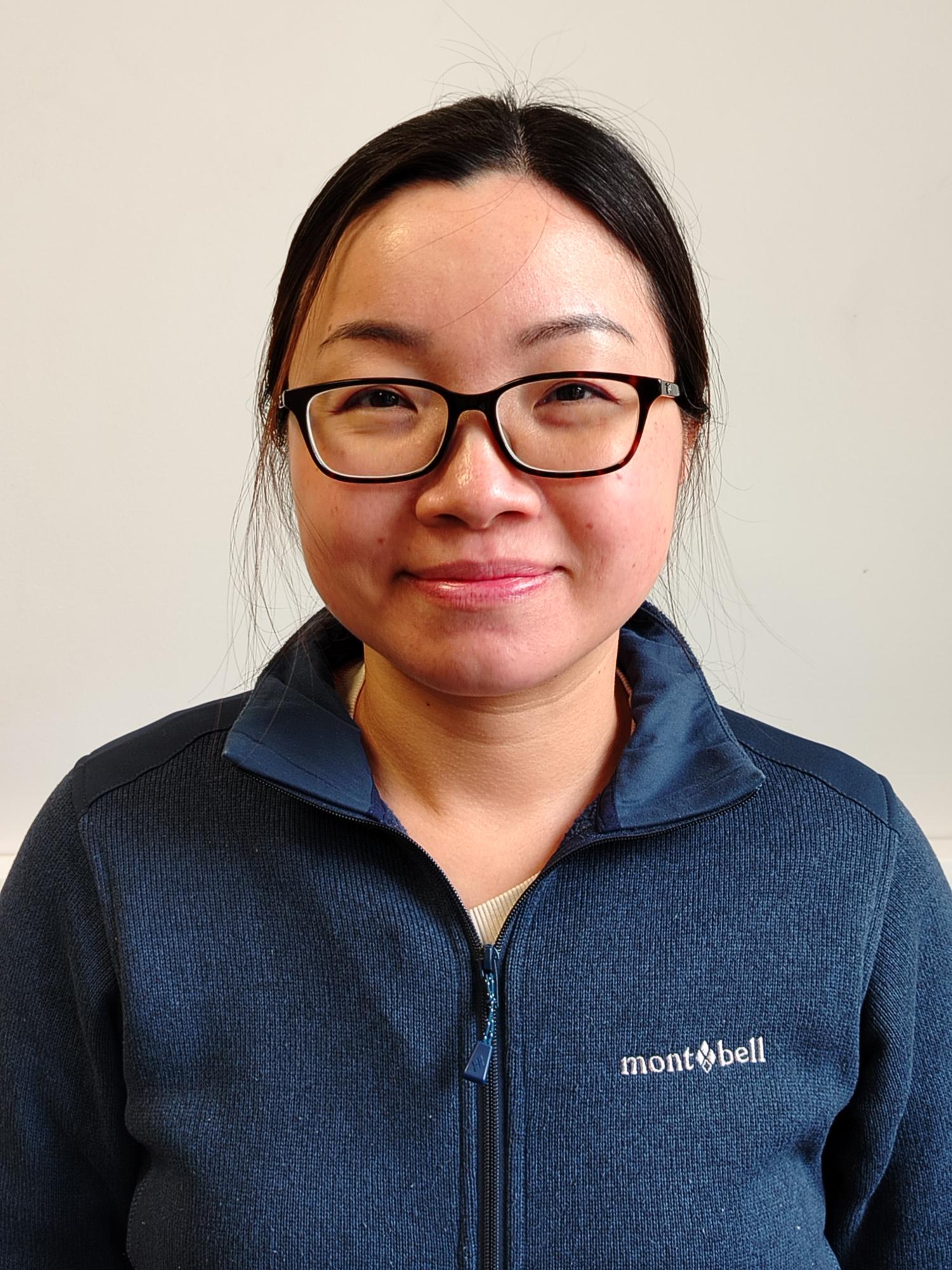 Ms Christine Cheng