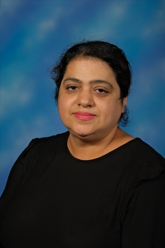 Mrs Davinder Nandhra
