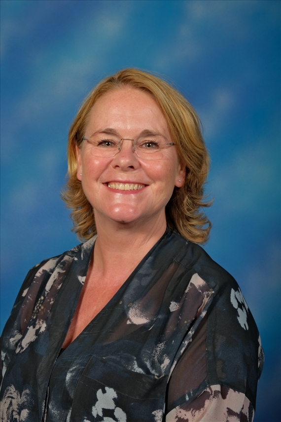 Mrs Janine Waring