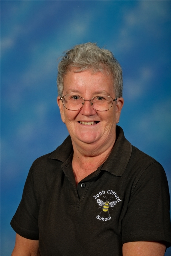 Mrs Julie Hart